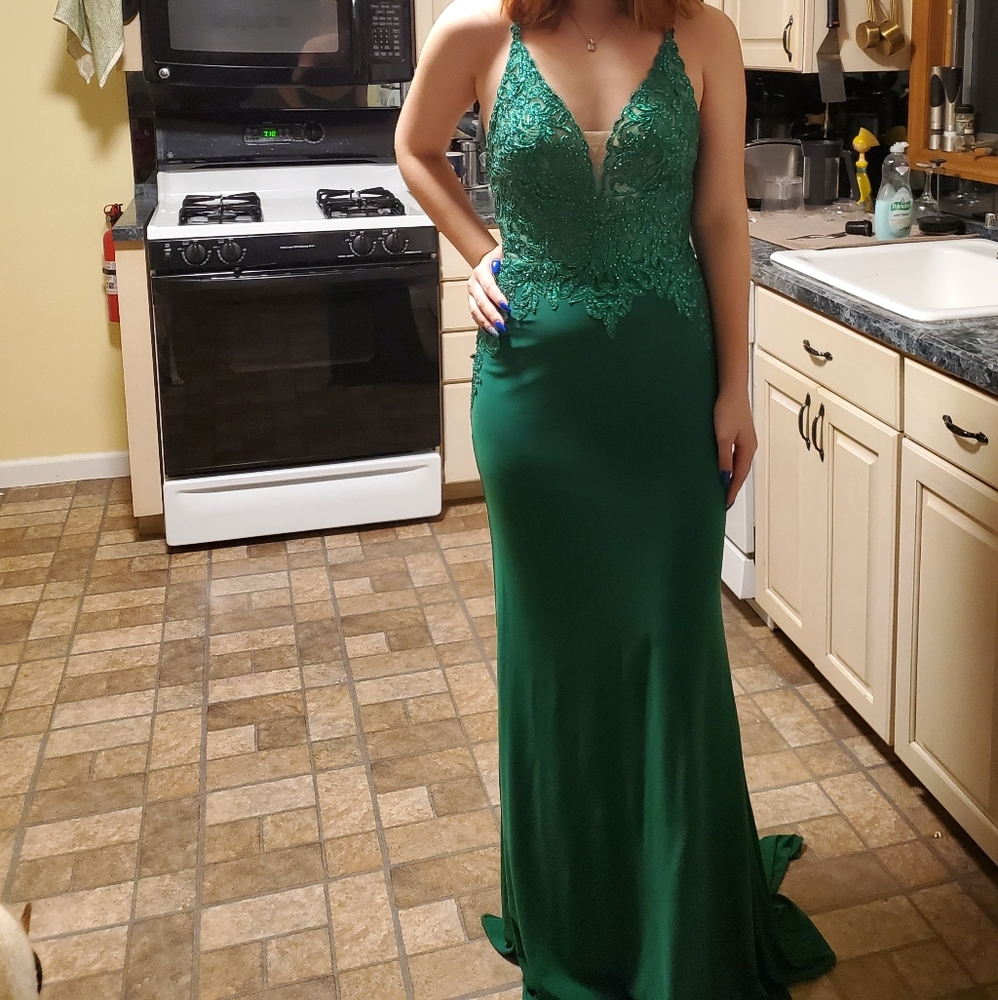 Formal gown dress size 4 new
